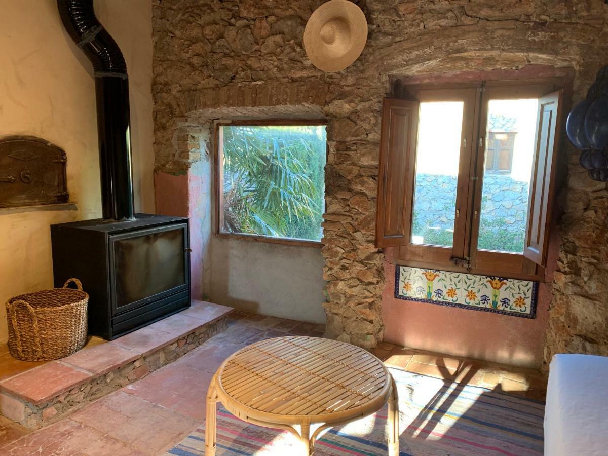 Вилла Santa Caterina - Dog Friendly With Garden Sobrestany Экстерьер фото